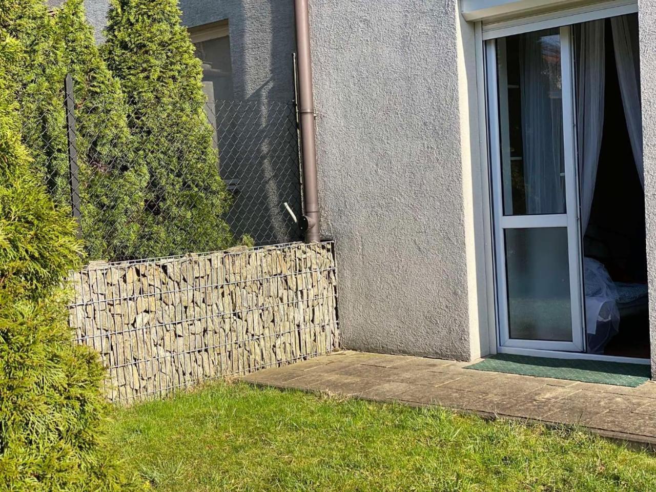 Home Studio Z Ogrodkiem Cracovia Exterior foto